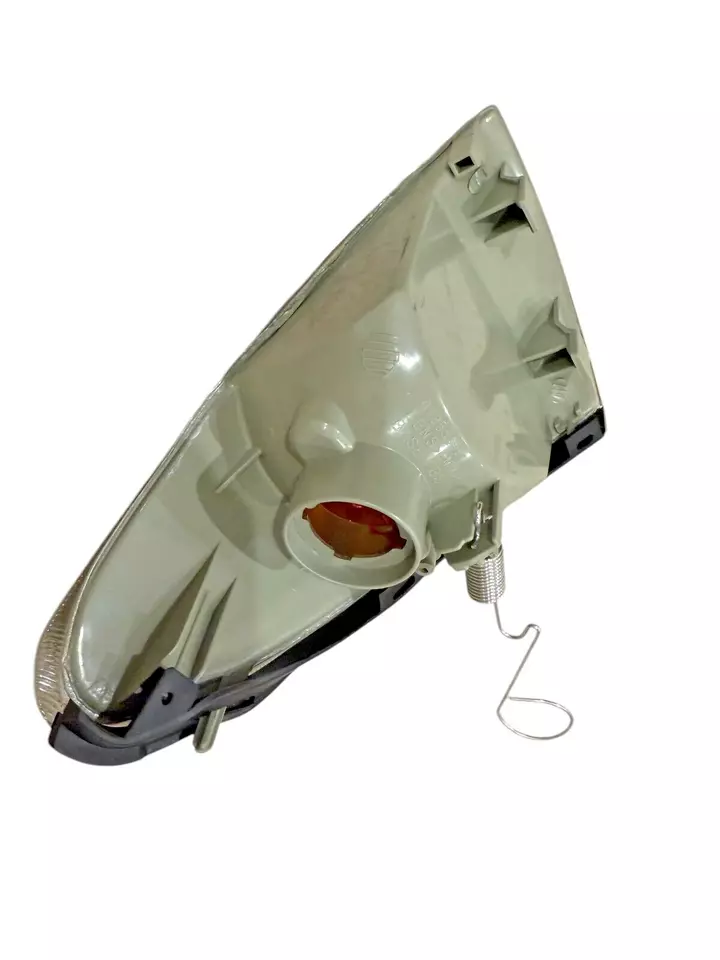 Proton Wira, Satria, Jumbuck and M21 Parking Light x 1 Pair (Clear) - Image 3