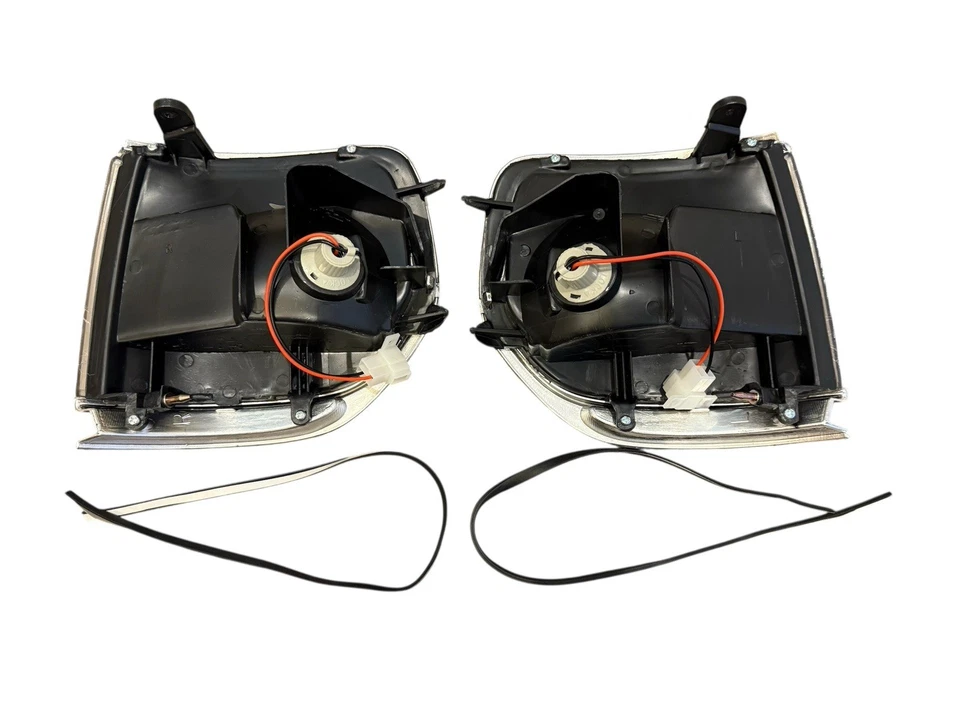 Toyota Landcruiser 80 Series 1990-1997 Park Light - Image 2