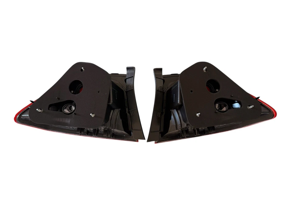 TYC Honda Civic FD SNA 2006 Reverse Lamp /Rear Bonnet Tail Lamp - Image 2