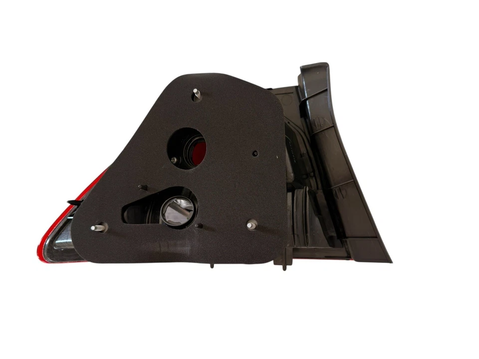 TYC Honda Civic FD SNA 2006 Reverse Lamp /Rear Bonnet Tail Lamp - Image 4