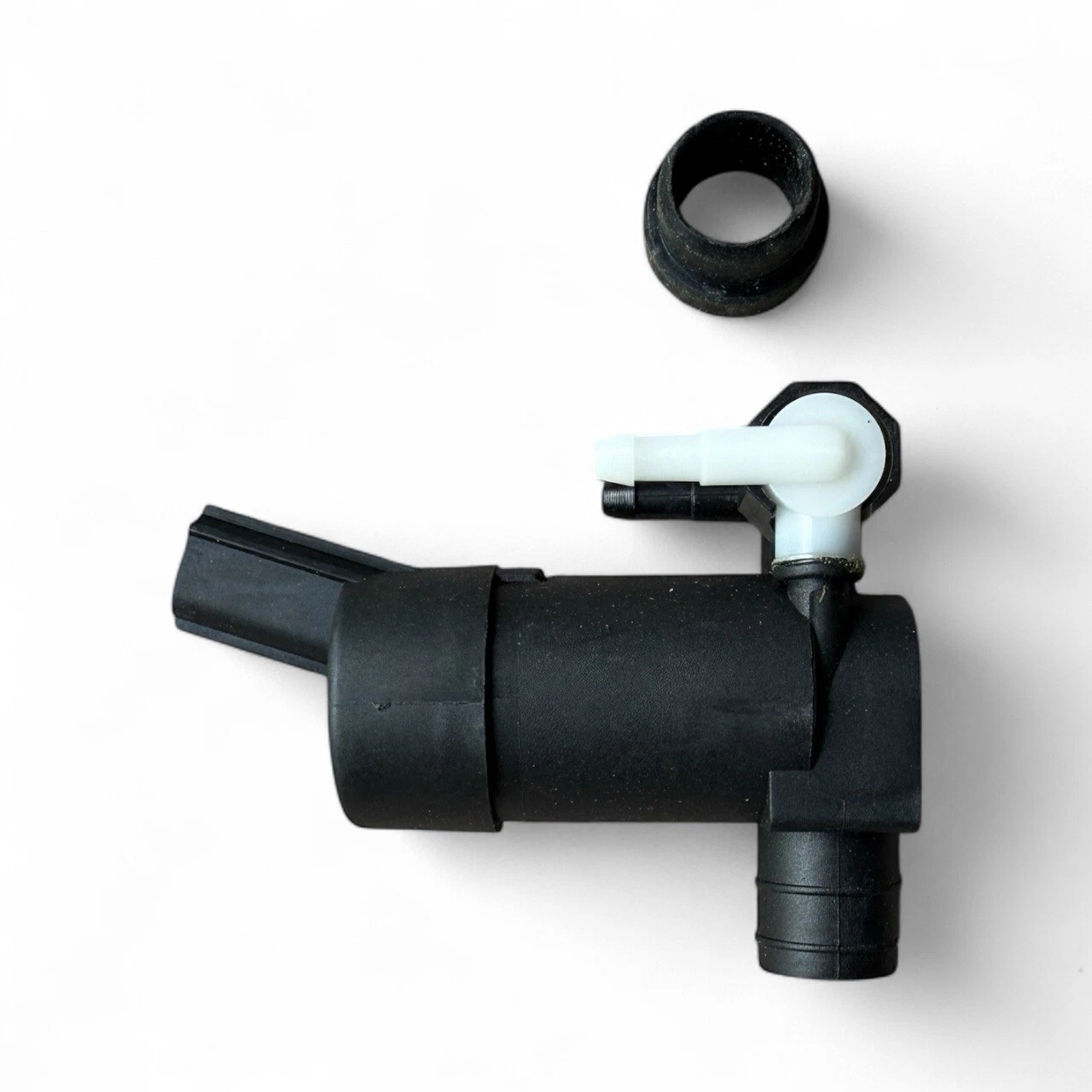 Ford Fiesta Focus Washes Tank Motor