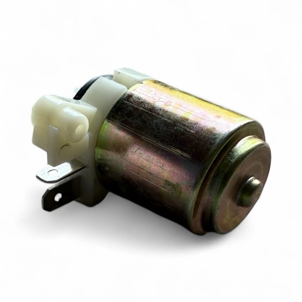 Mazda 323 87-90 Mazda B2600 & Mitsubishi L300 84-90 Washer Pump Motor - Image 4