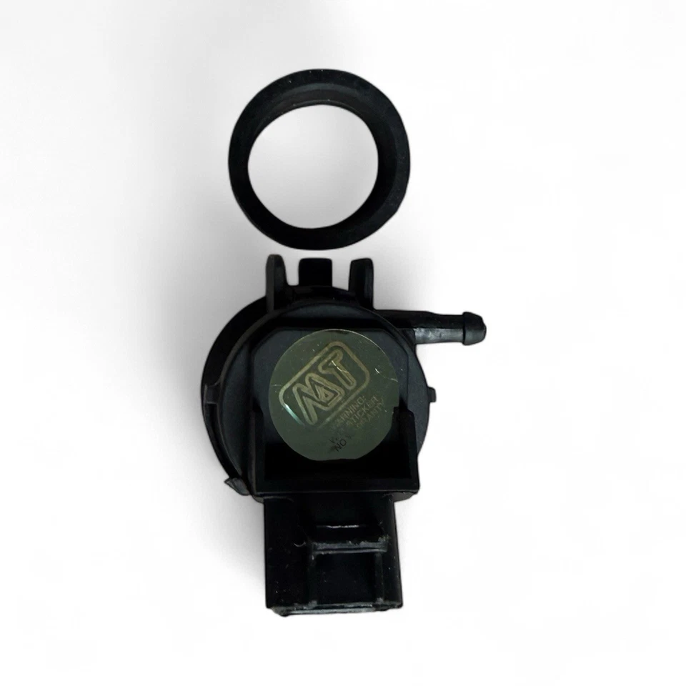 Toyota Hilux KUN16 KUN25 KUN26 Windscreen Washer Pump Wiper Motor - Image 3