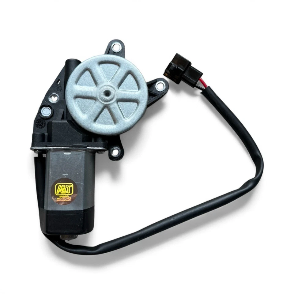 Proton Wira Jumbuck Power Window Motor with Wirings - Image 2