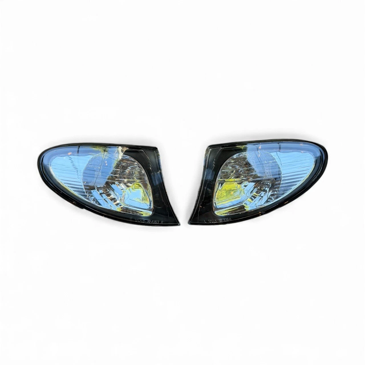 TYC BMW 3 Series E46 2001-2005 Corner Light Indicator Lamp