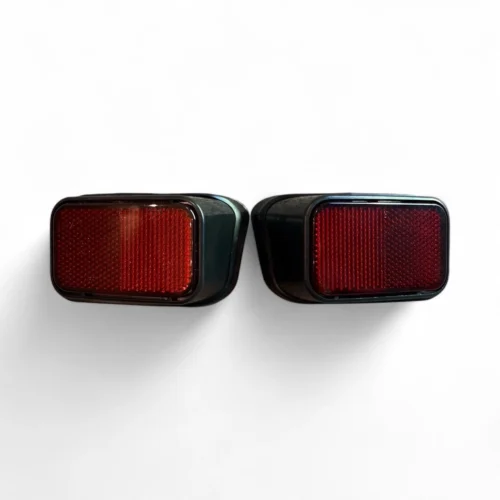 Toyota Hilux Tiger D4d Ln145 Ln166 Pick Up 1997-2005 Rear Reflector (Red)