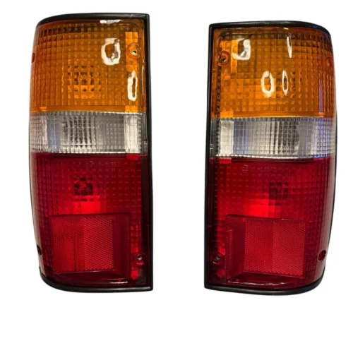 TYC Toyota Hilux LN106 LN107 LN111 RN105 RN106 RN110 Tail Lamps Lights x Pair
