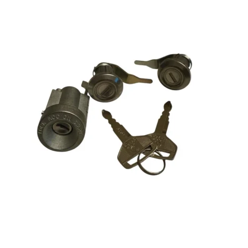 Daihatsu Delta V57 V75 V76 V78 1985-1995 Ignition Barrel & Door Lock Set
