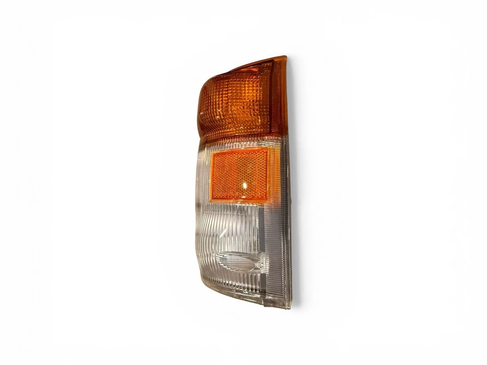 Isuzu Truck N Series NKR/NPR/NPS 1/94-10 Front Indicator Lamp x Pair - Image 3