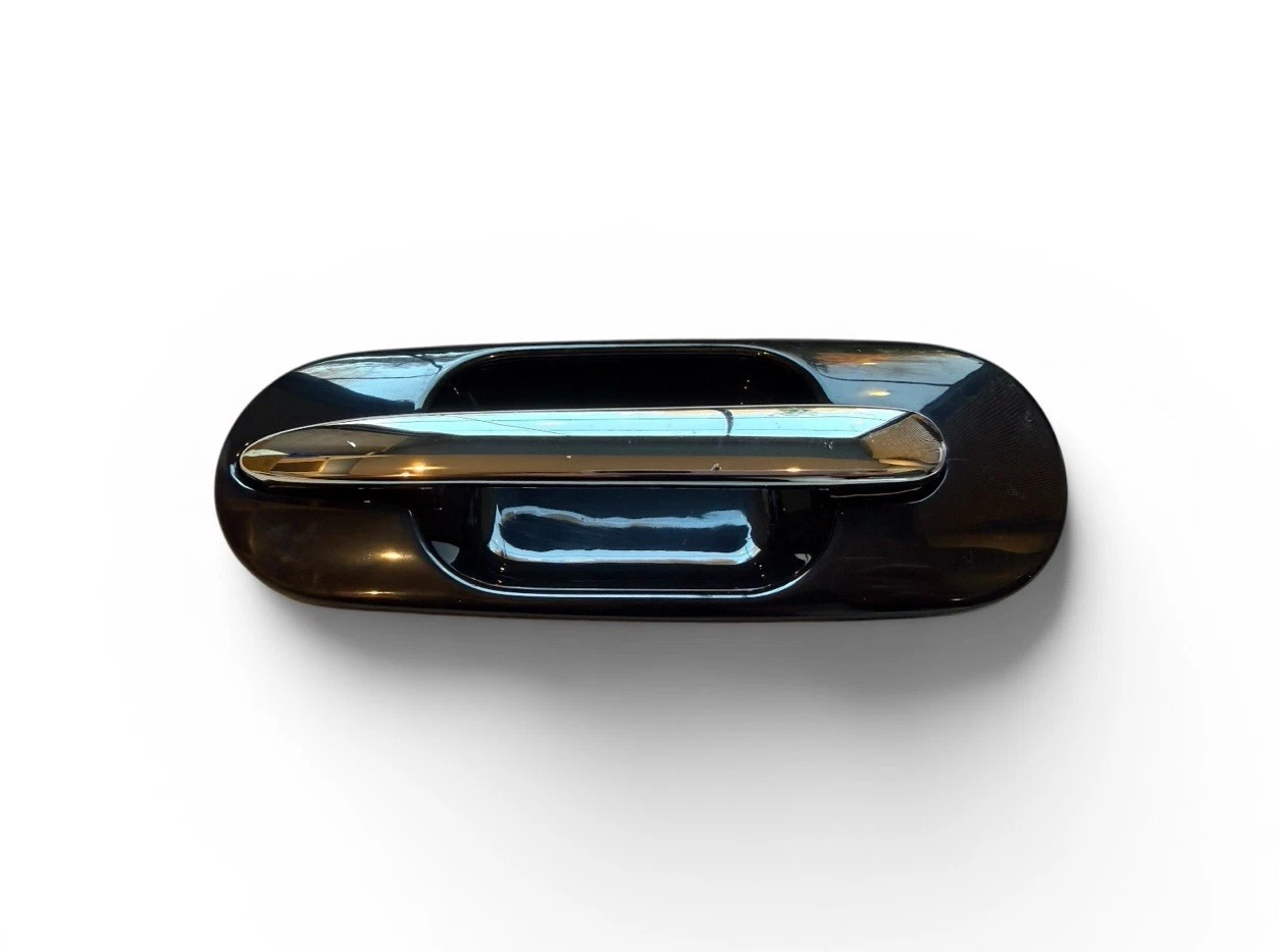 Honda CRV S10 CR-V RD1 1997-2001 Rear Outer Door Handle - Black and Chrome