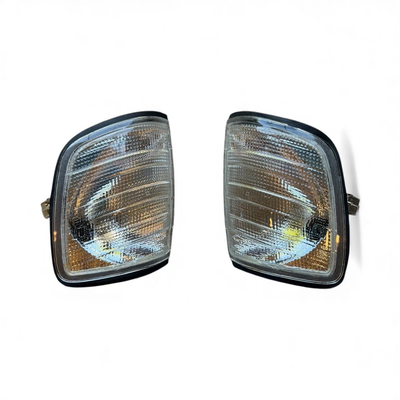 Mercedes Benz E Class W124 1986-1996 Corner Light Indicator Lamp x Pair