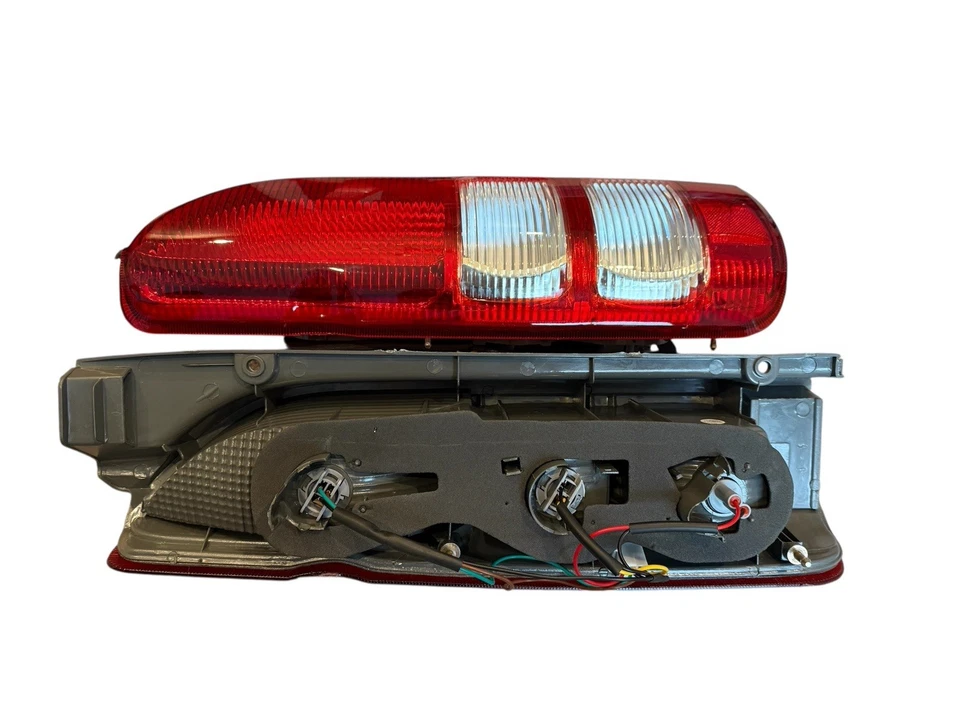 Toyota Hiace Commuter Van 2005-2019 Rear Taillight with Sockets - Image 3