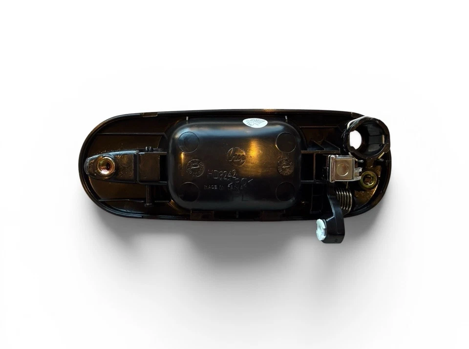 Honda CRV S10 CR-V RD1 1997-2001 Front Outer Door Handle - Black and Chrome - Image 2