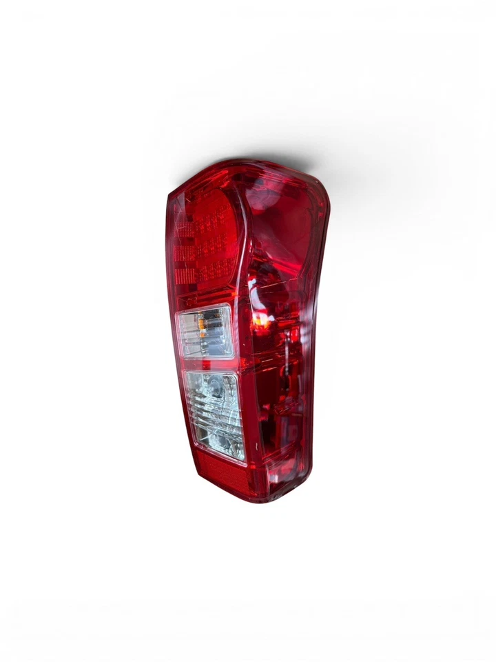 Isuzu D-Max 2012-2017 w/Wire Plug Tail Light Rear Lamp LED Type - Image 2