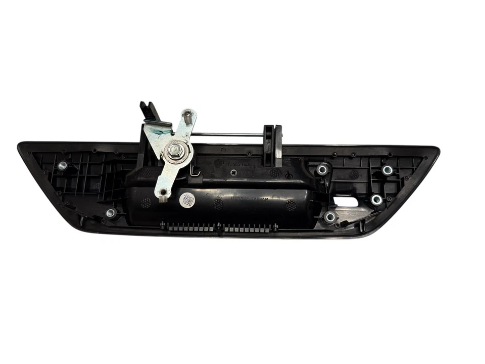 Toyota Hilux SR SR5 Ute 2015-On Primed Black Tailgate Handle W/Camera Hole - Image 2