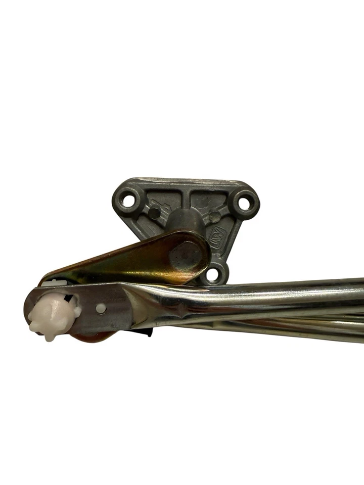 Toyota Land Cruiser Prado 70 Series (LJ70 / KZJ70 / RJ70) 1990–1996 Windshield Wiper Linkage - Image 6