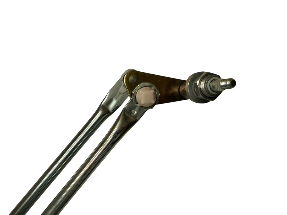 Mitsubishi Pajero/ Montero/ Shogun MK1 1984-1991 (L049/L047) Wiper Linkage - Image 6