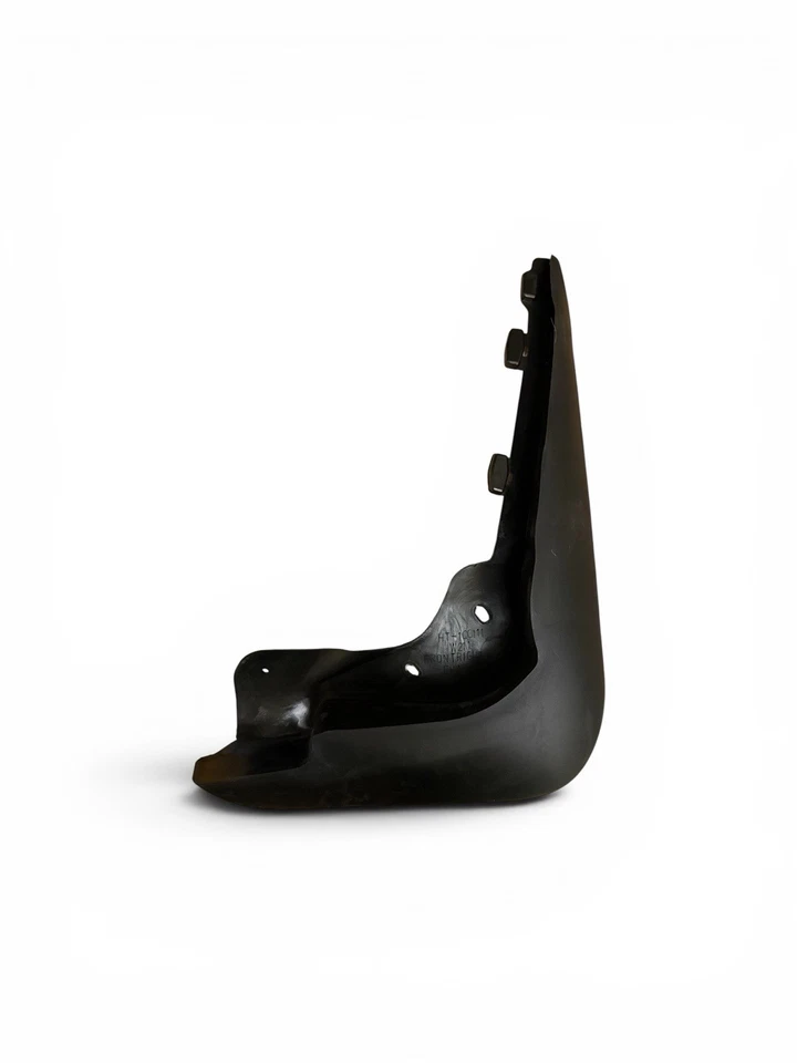 Mercedes Benz W211 Front Rubber Mud Flap x Pair - Image 5