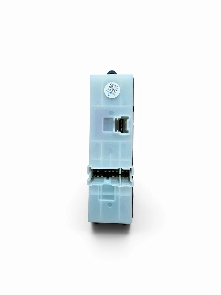 Nissan Tiida 2006-2010 Front Right Driver Side Power Window Switch - Image 3