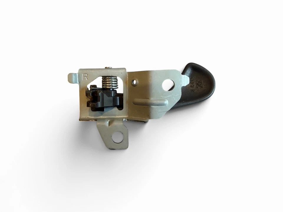 Proton Wira/ Jumbuck Brown Inner Door Handle - Image 4