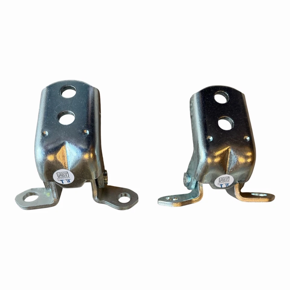Nissan Navara D22 Front Door Hinges Kit Upper and Lower - Image 2