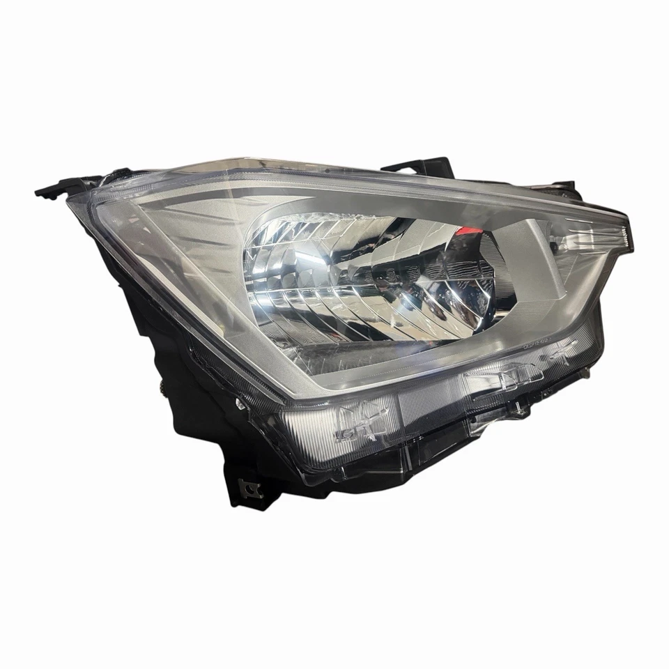 Isuzu D-Max DMax 2020-2023 TFR TFS Ute Chrome Halogen Head Light Lamp Assembly - Image 2